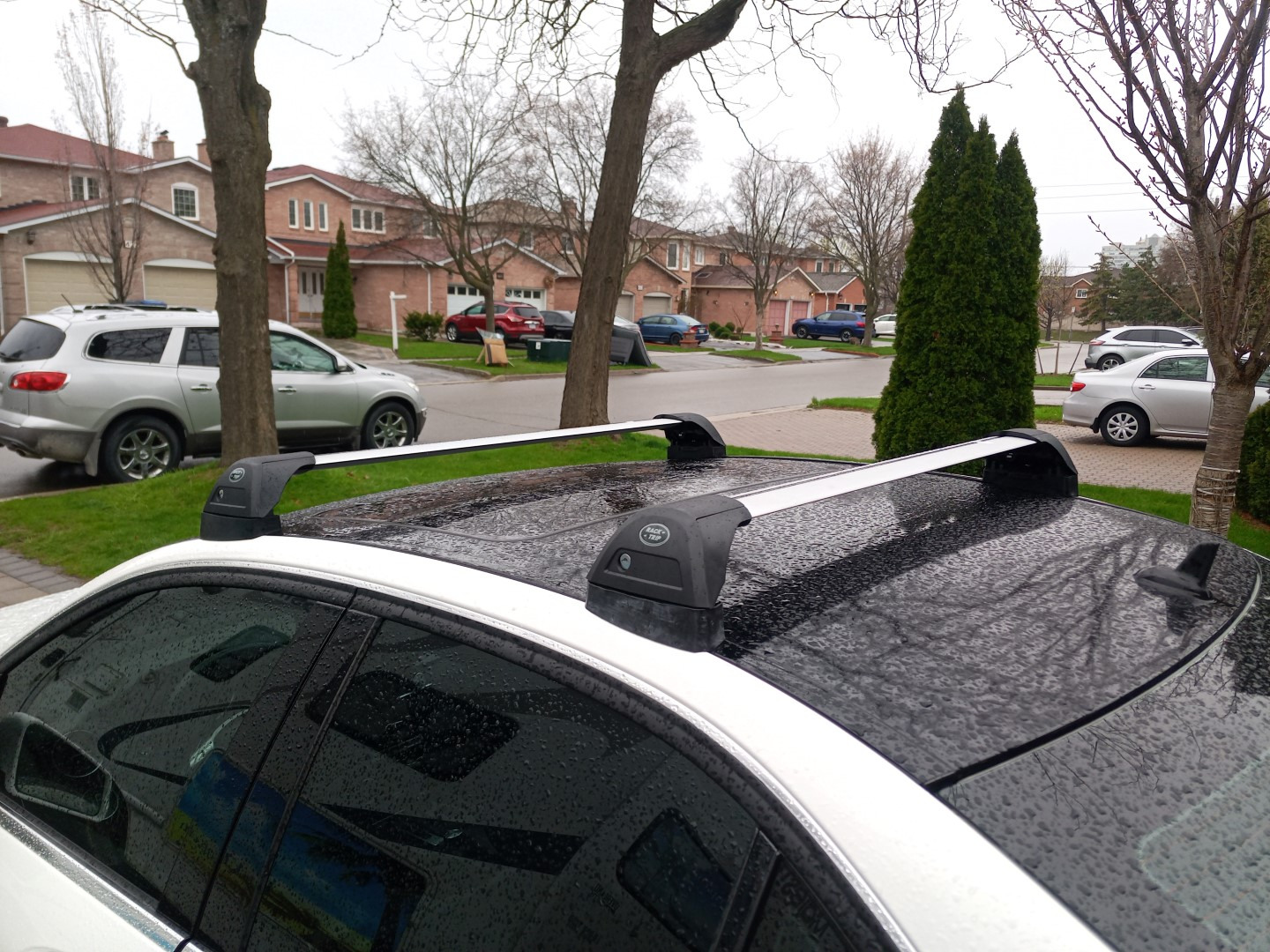 Mercedes Benz C300, C350 Fixed Mounting Points Roof Rack with Cargo Box ...