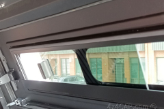 f150CapWinodw7