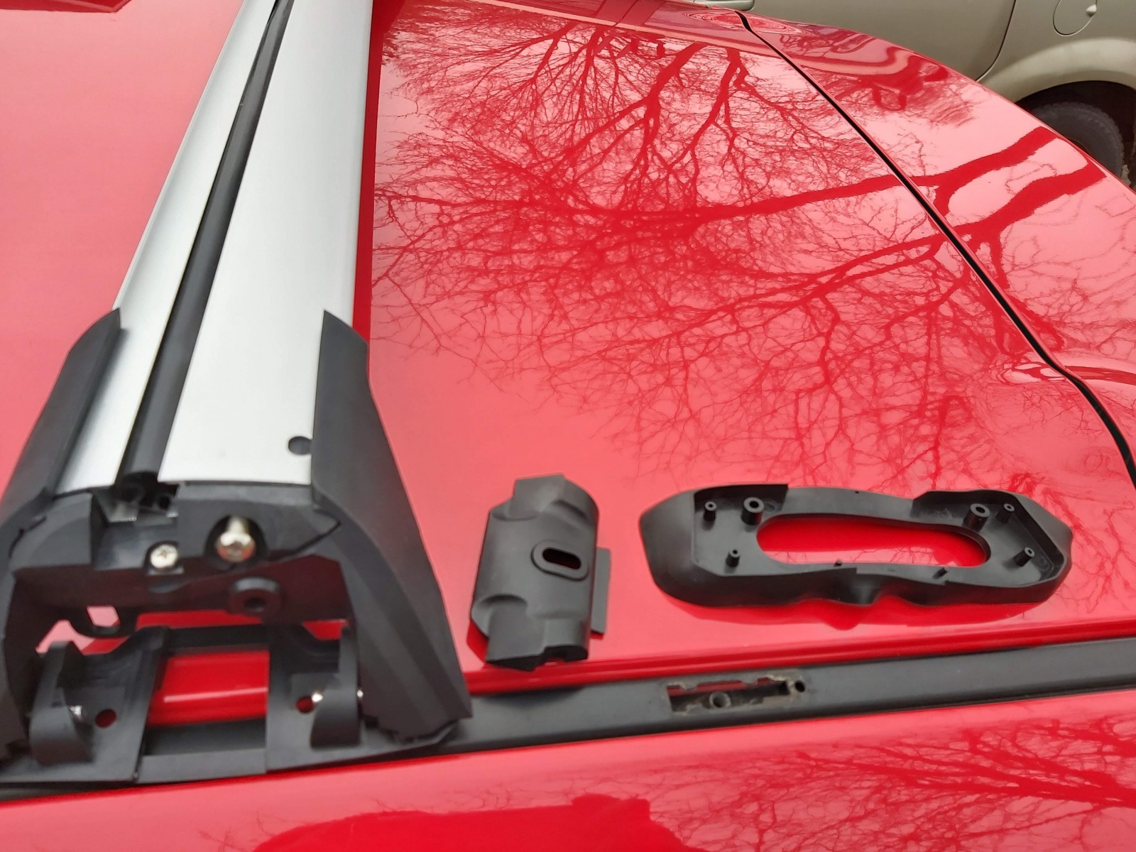 2011 Mazda 2 Fixed Mounting Points Roof Racks - RackTrip - Canada Car